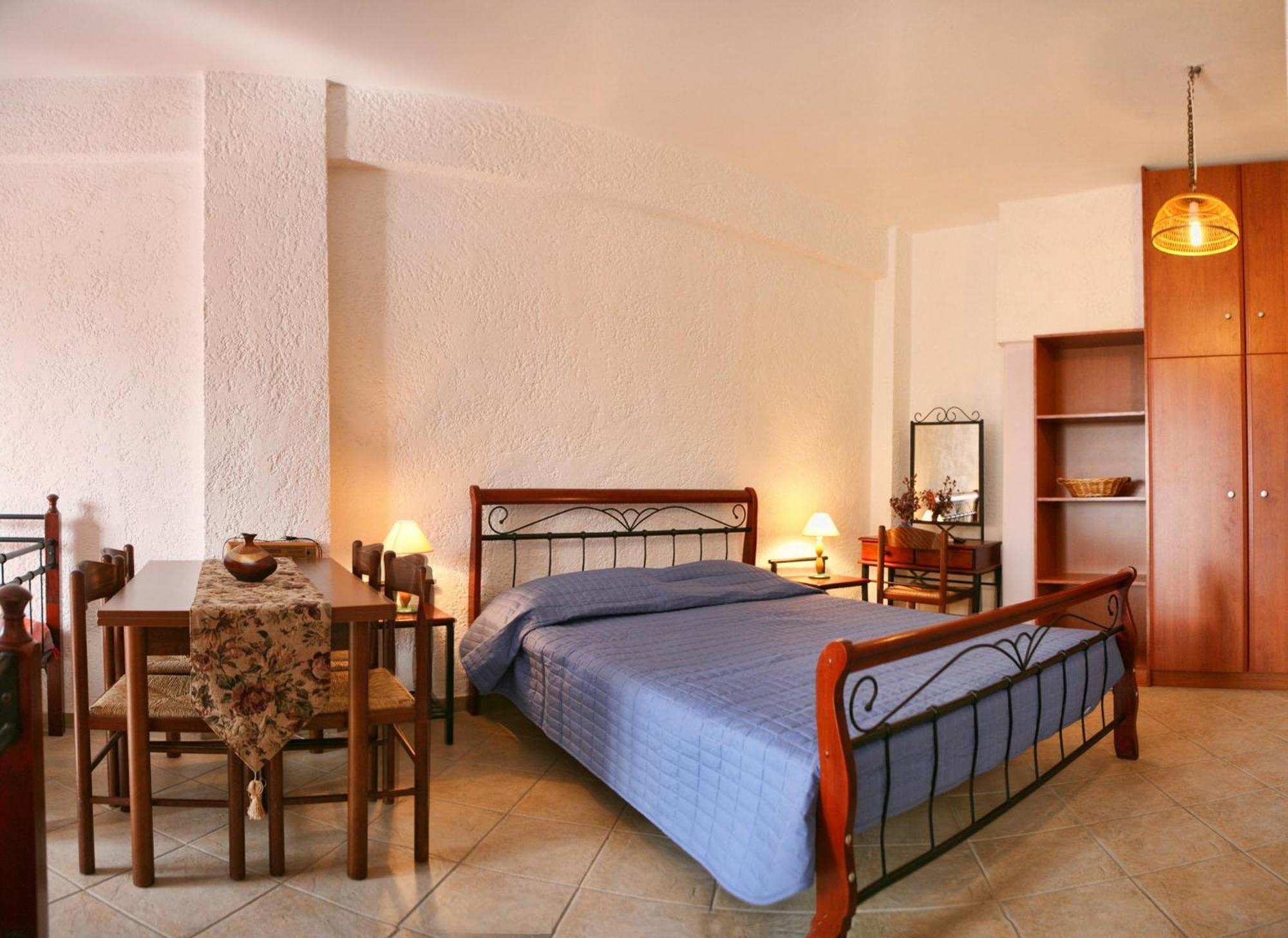 9 Musses Hotel Apartments Skala Mistegnon Dış mekan fotoğraf