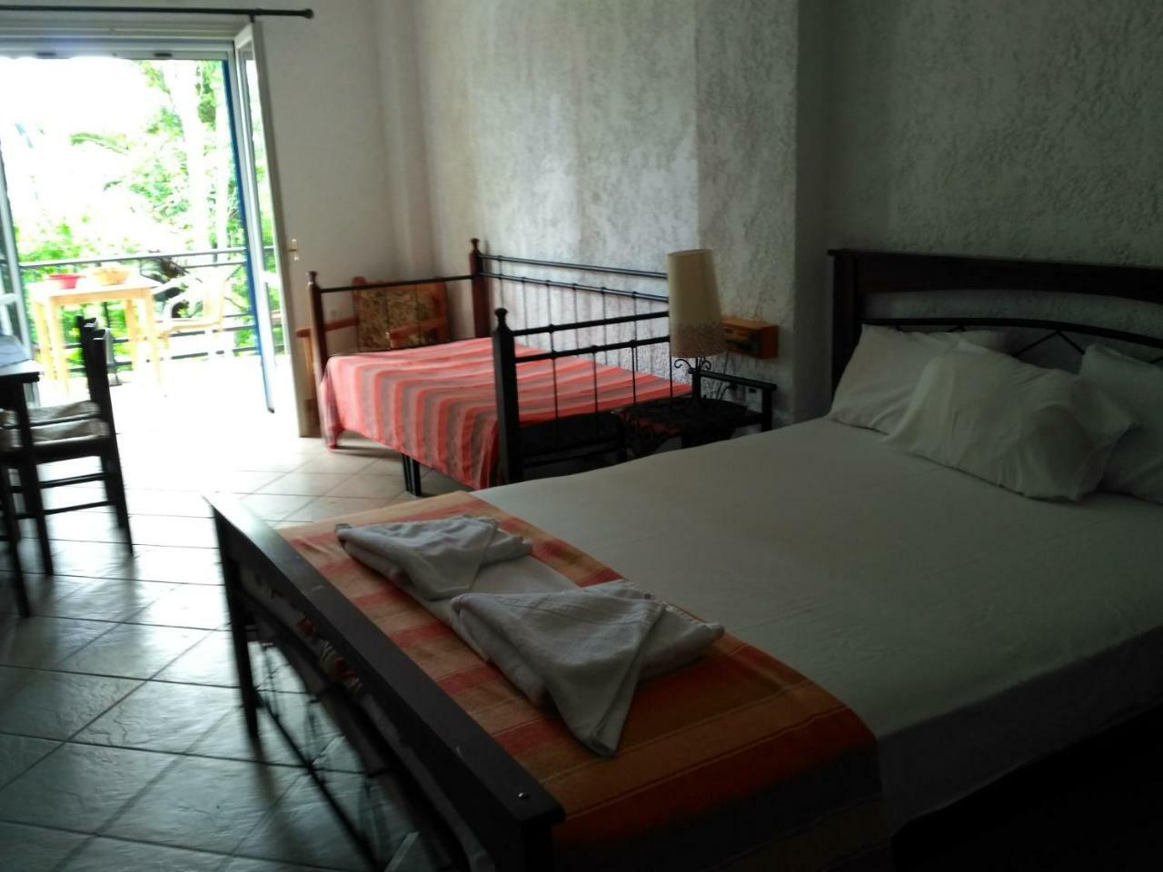 9 Musses Hotel Apartments Skala Mistegnon Dış mekan fotoğraf