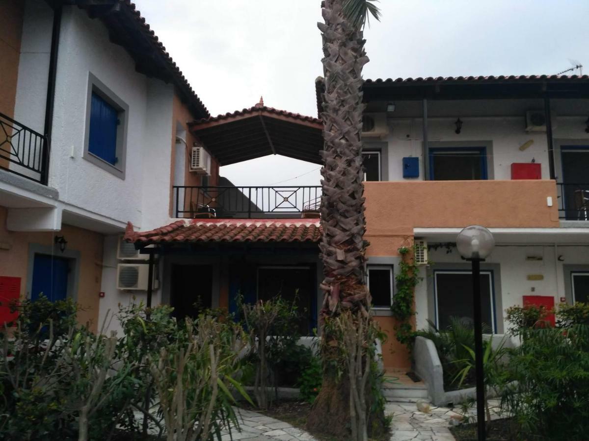 9 Musses Hotel Apartments Skala Mistegnon Dış mekan fotoğraf